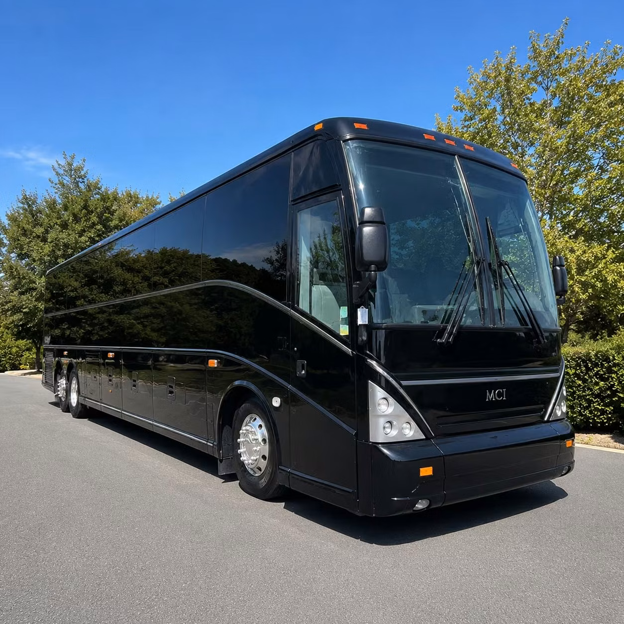 airport shuttle transportation for roseville business travelers