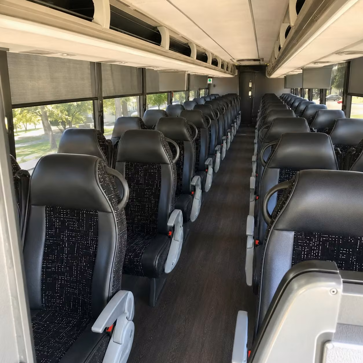 charter bus transportation for roseville students visiting the california state railroad museum
