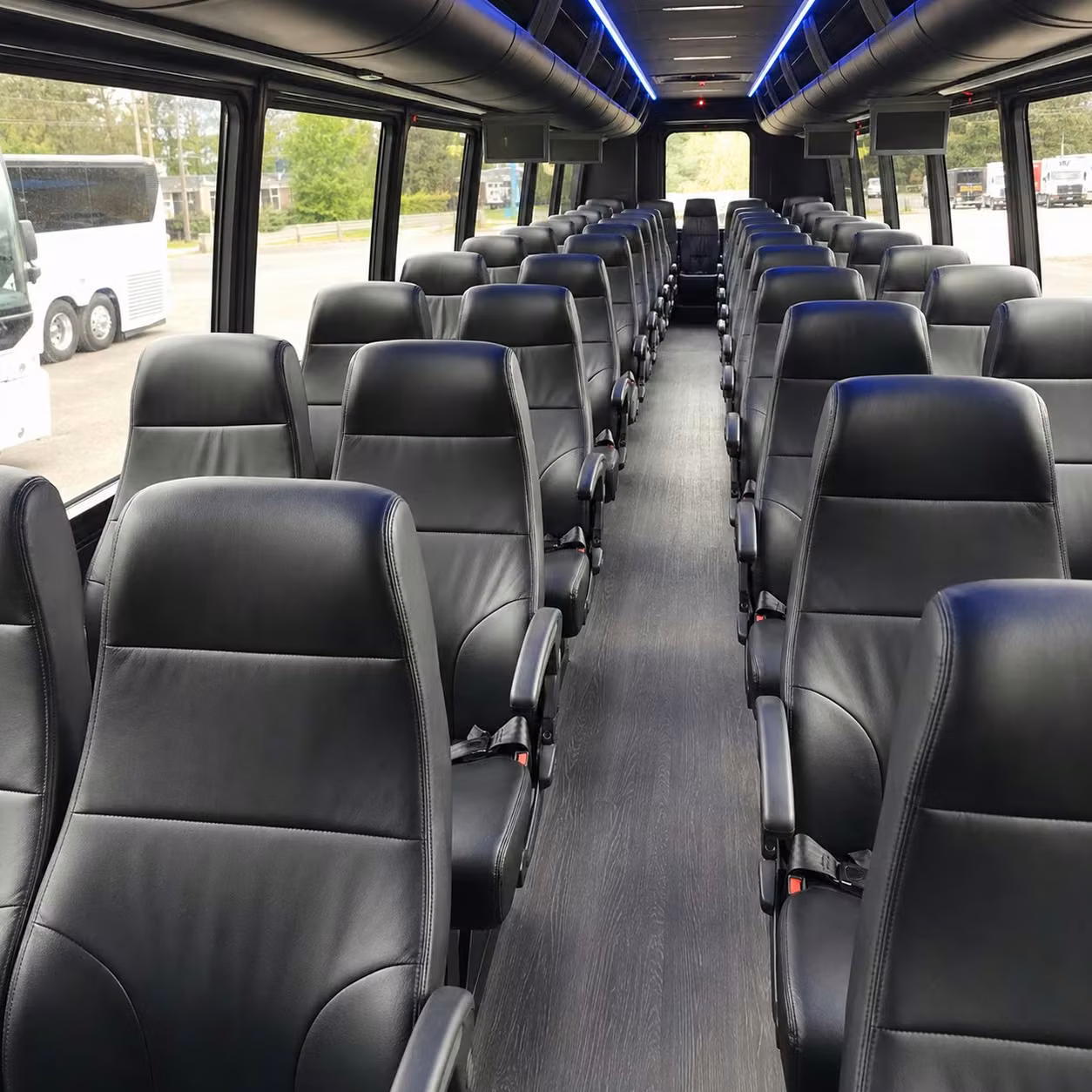 roseville 28 passenger minibus rental